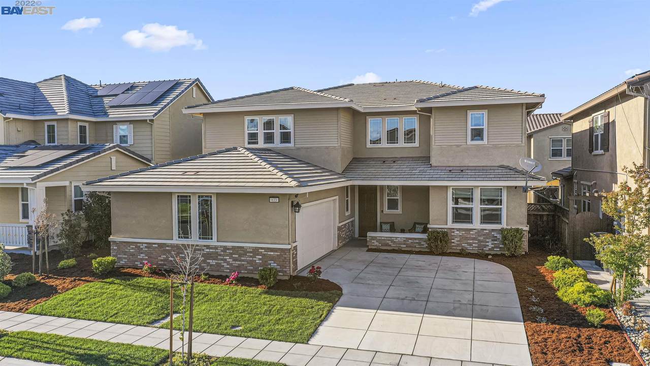 633 Royce Dr - Photo 1