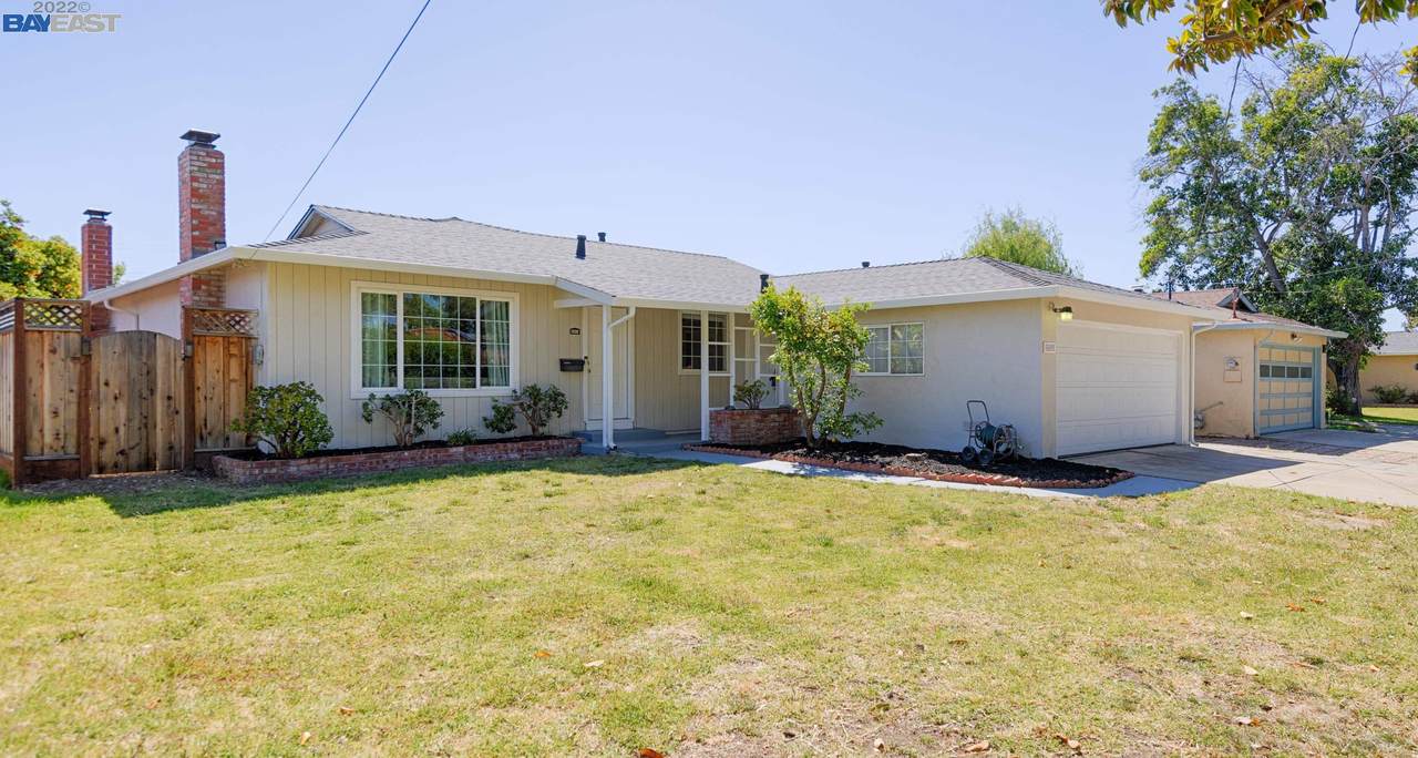 36093 Cedar Blvd - Photo 1