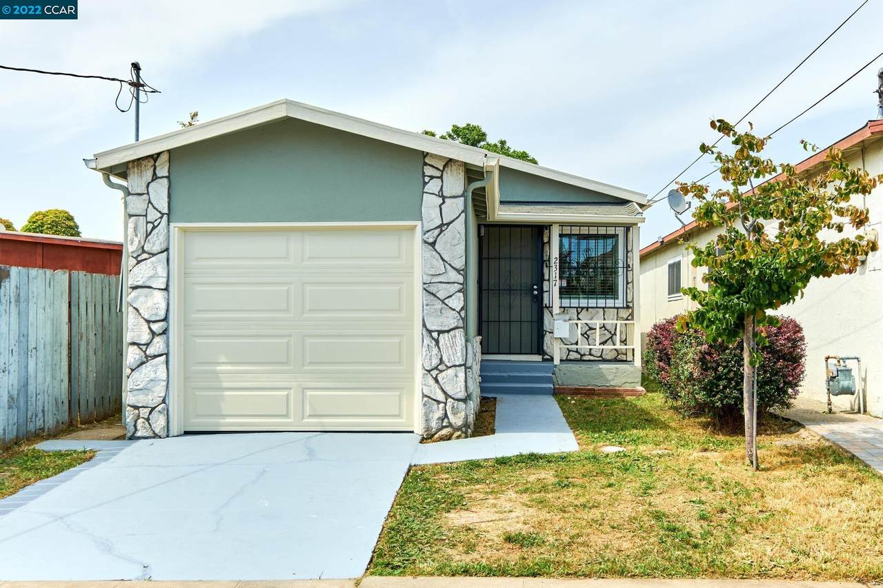 2317 Virginia Ave - Photo 1