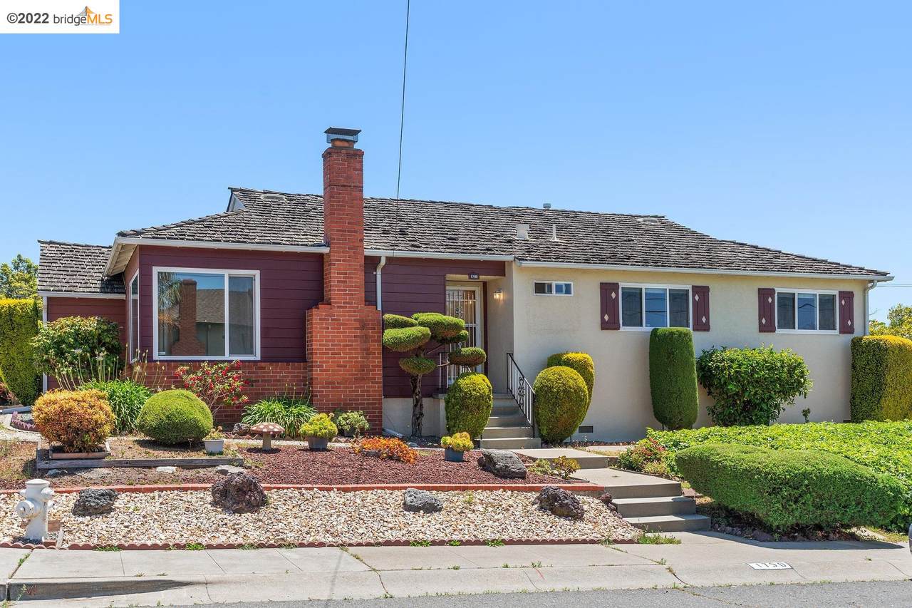 1790 140Th Ave - Photo 1