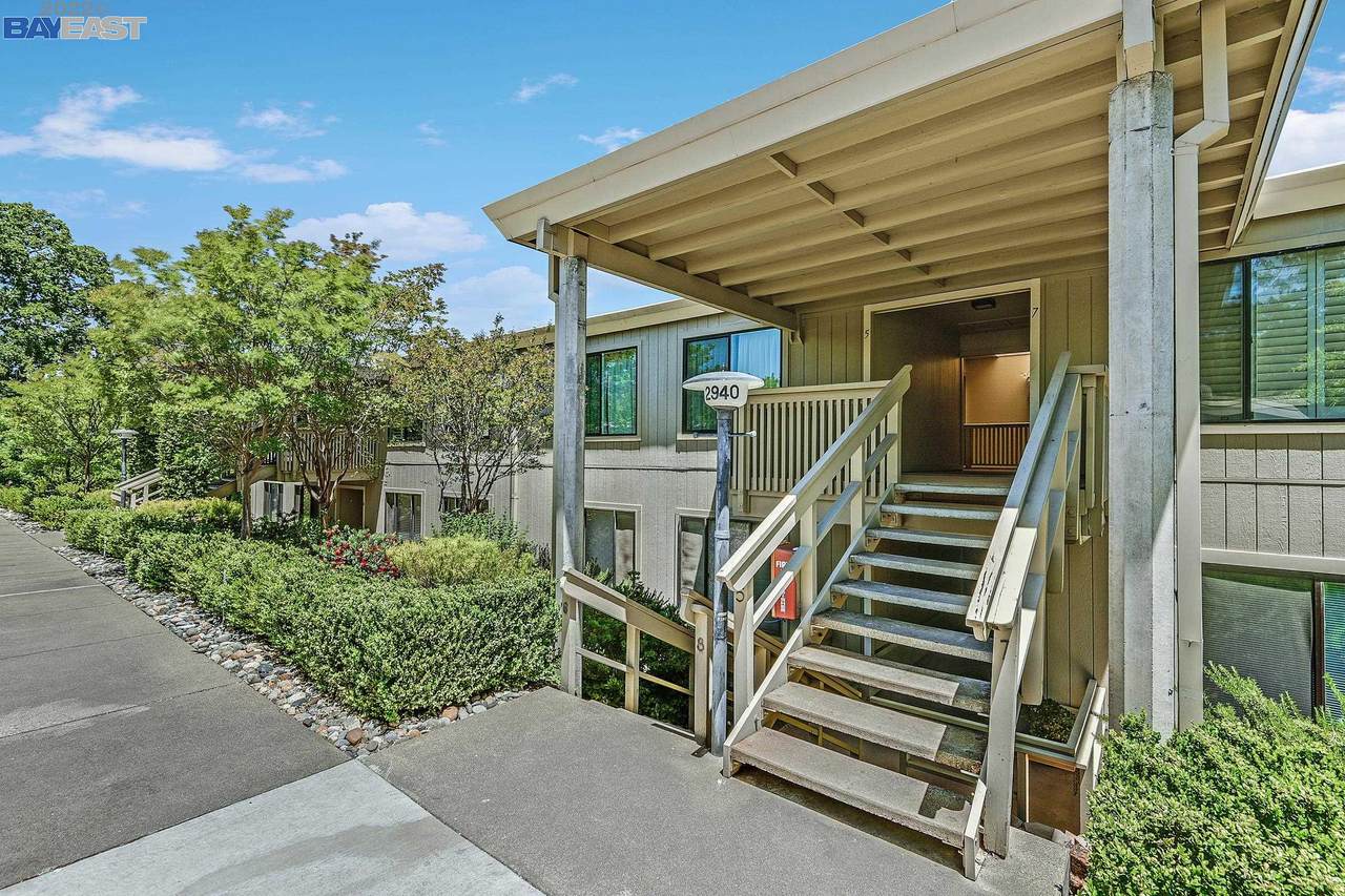 2940 Tice Creek Dr - Photo 1