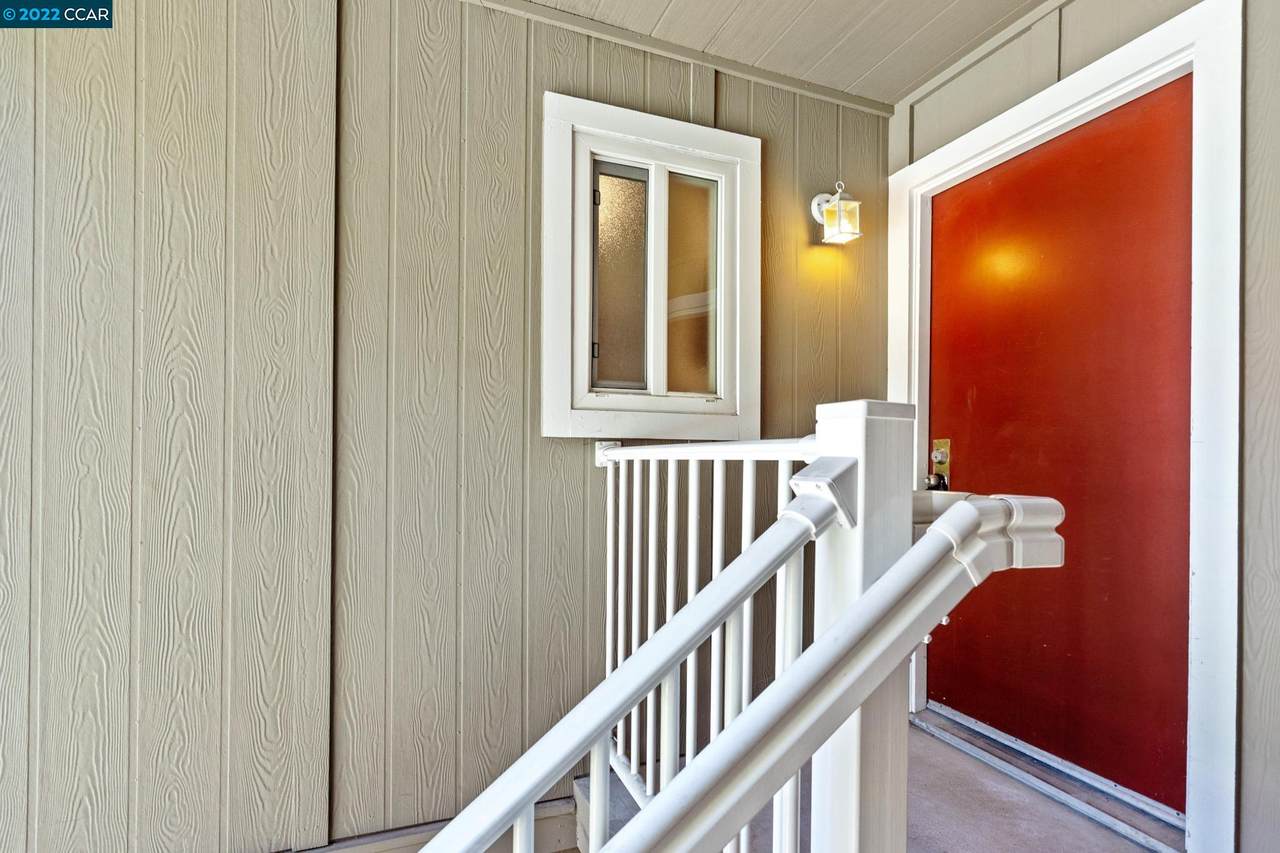 1574 Sunnyvale Ave - Photo 1
