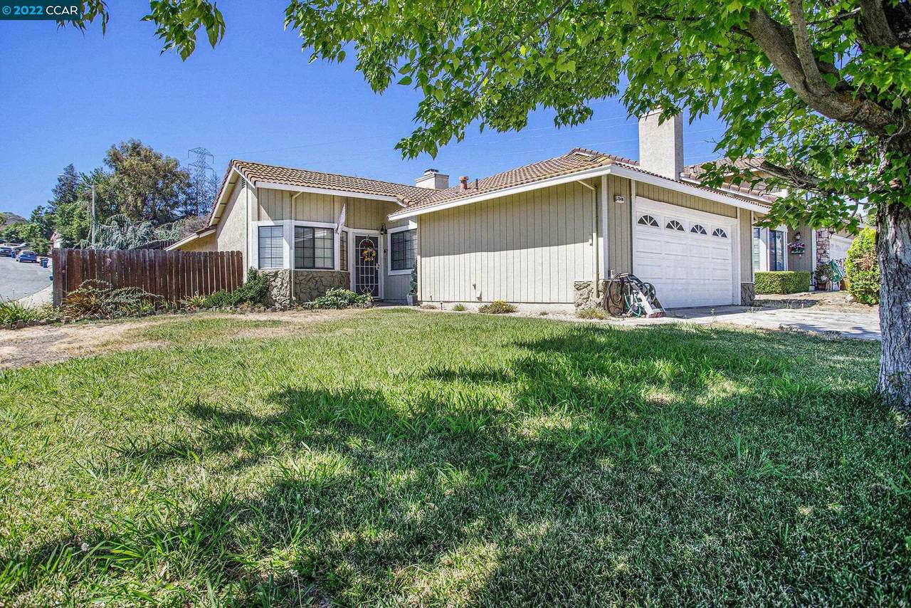 2540 Carpinteria Dr - Photo 1