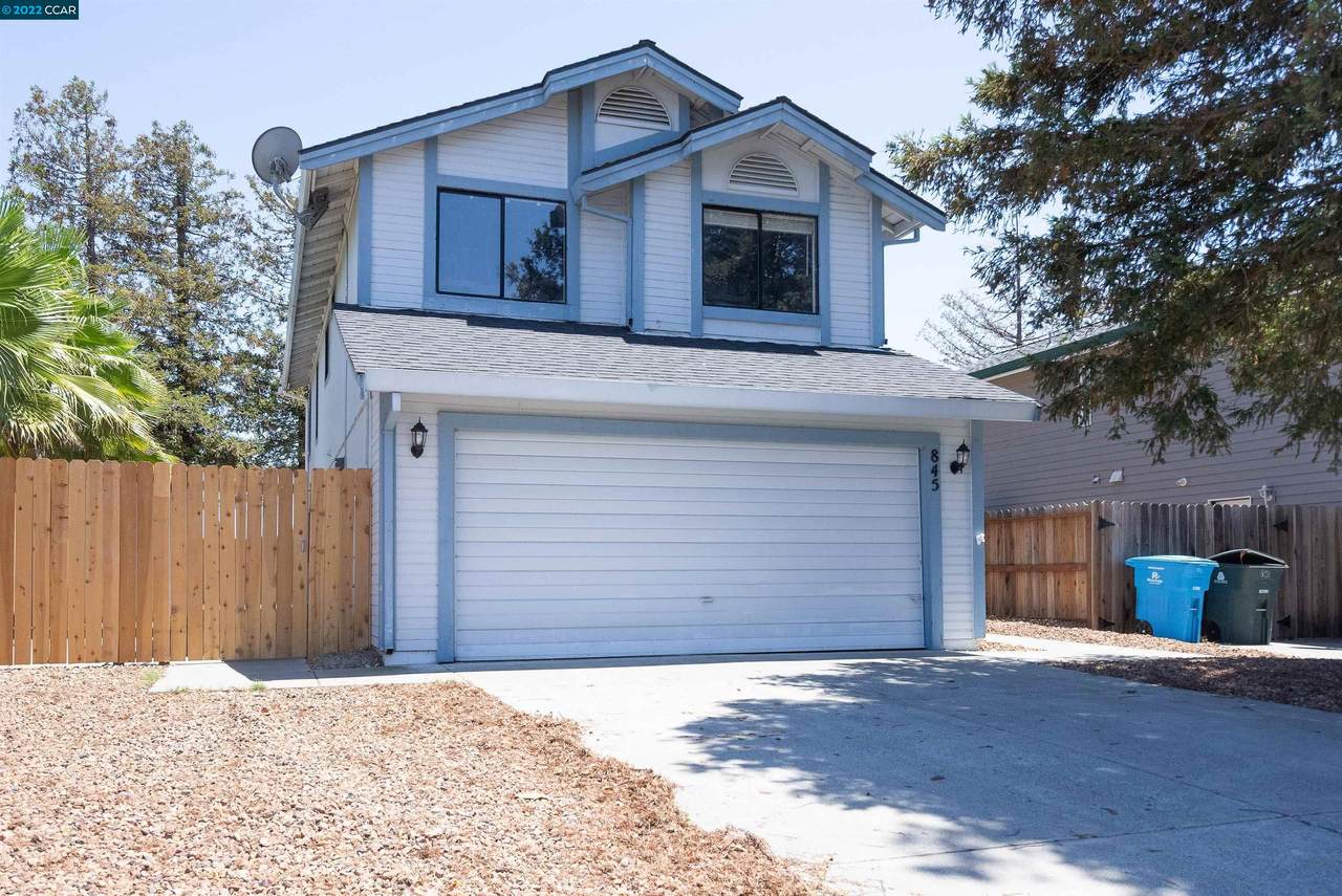 845 Sage Dr - Photo 1