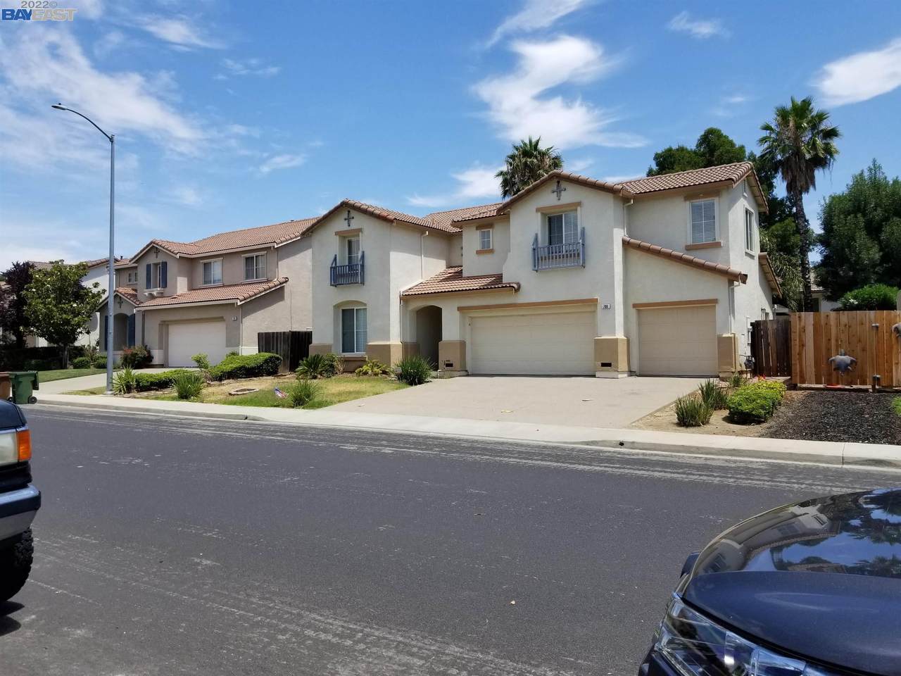 708 Autumn Drive - Photo 1