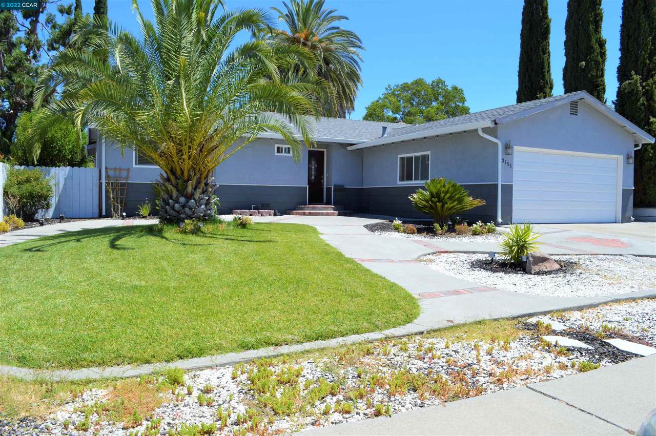 3151 G Street - Photo 1