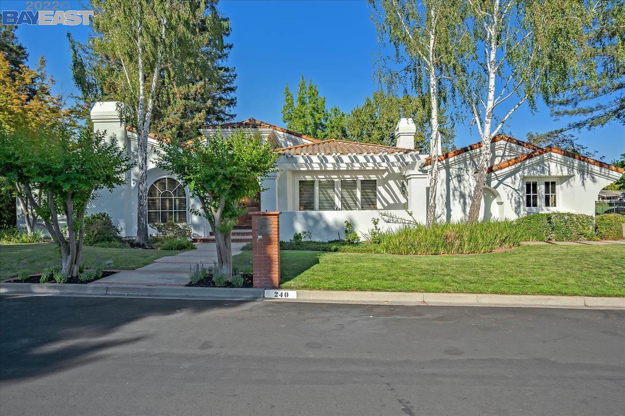 240 Bolla Ave - Photo 1
