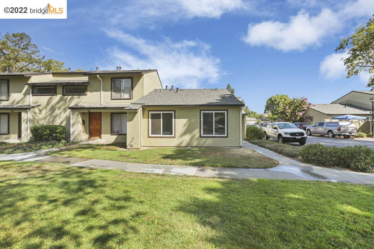1948 Sweetgum Ct - Photo 1