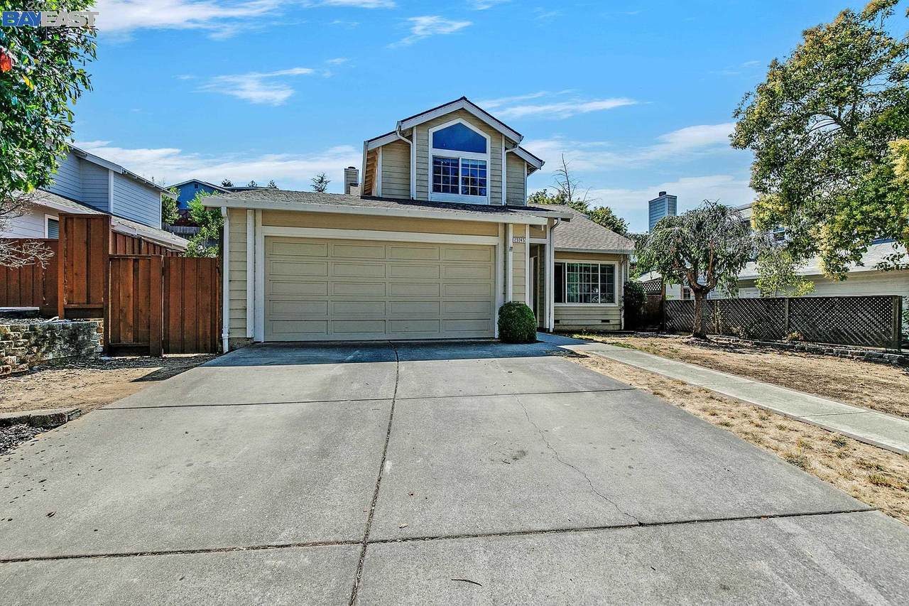 23245 Henry Ct - Photo 1