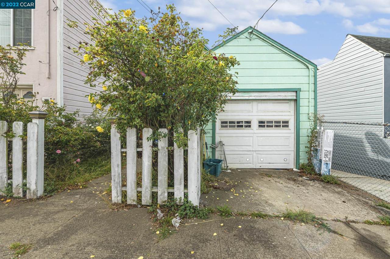 73 Tioga Ave - Photo 1