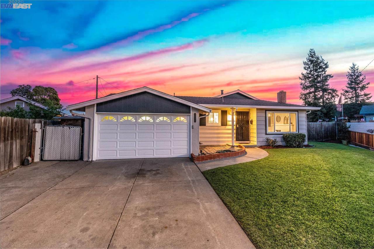 5569 Simm Ct - Photo 1