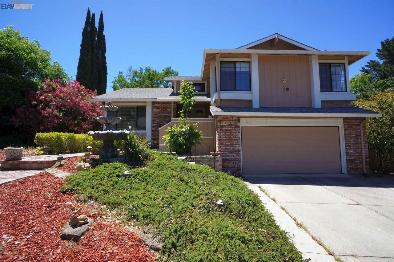 1439 Huston Rd - Photo 1