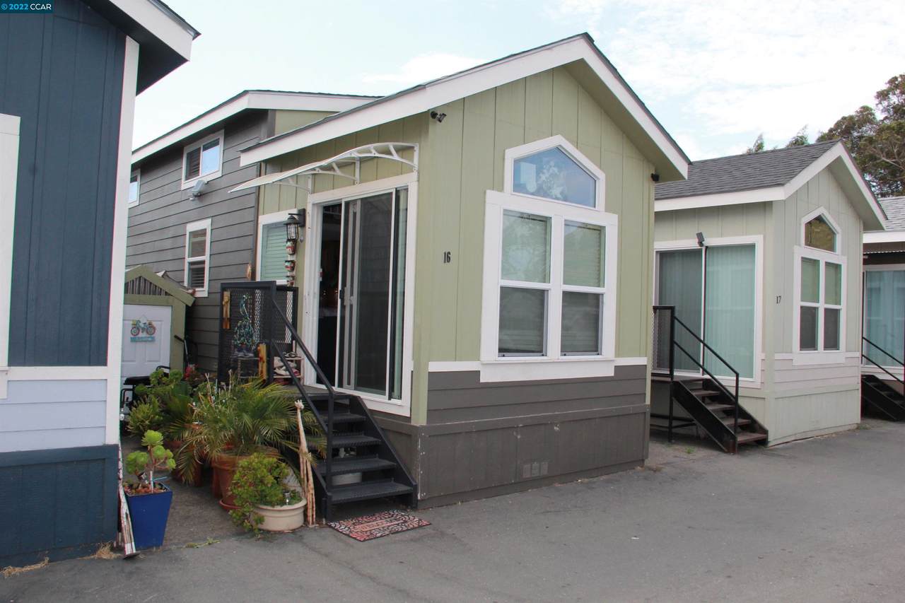 2425 Church Lane - Photo 1