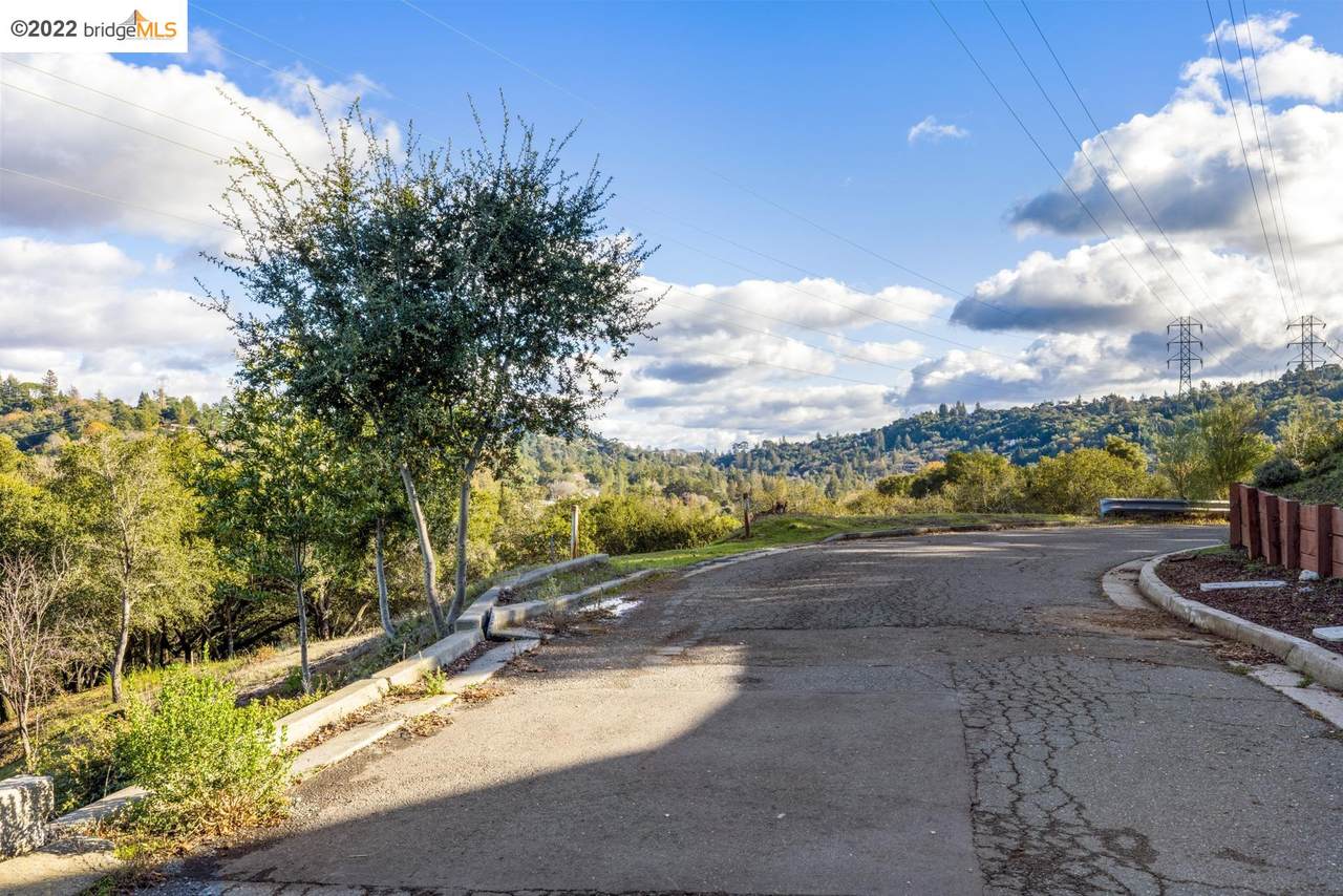 105 Barbara Rd - Photo 1