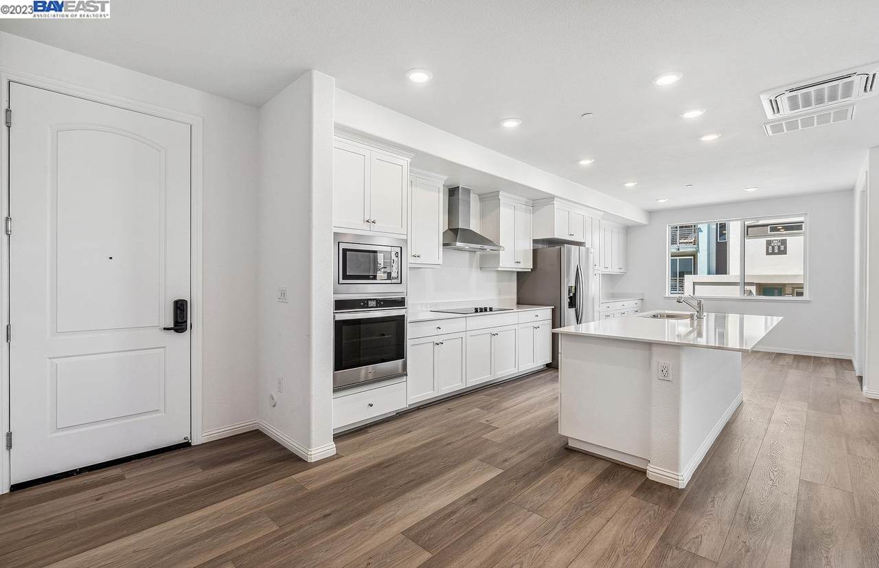 3208 Mallard Court - Photo 1