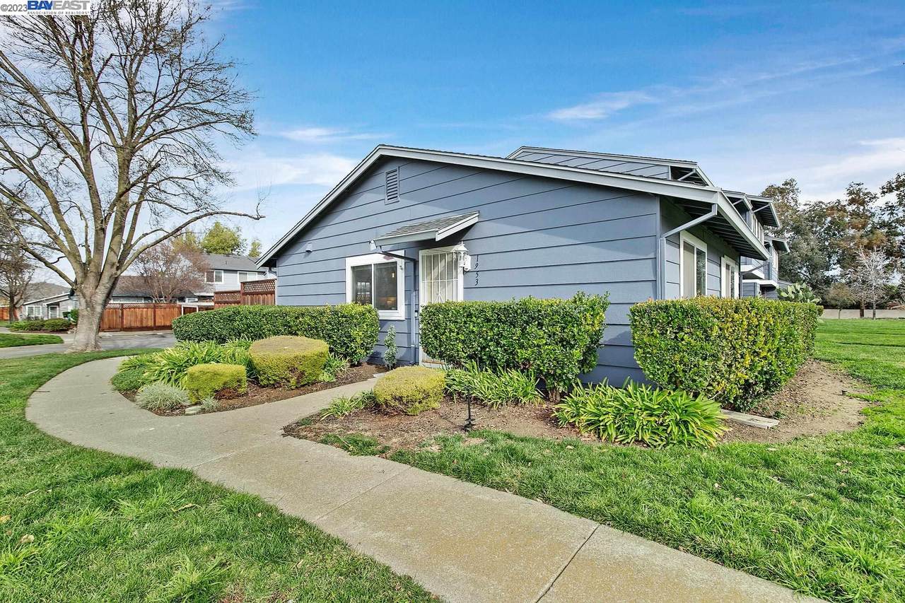 1953 Monterey Dr - Photo 1