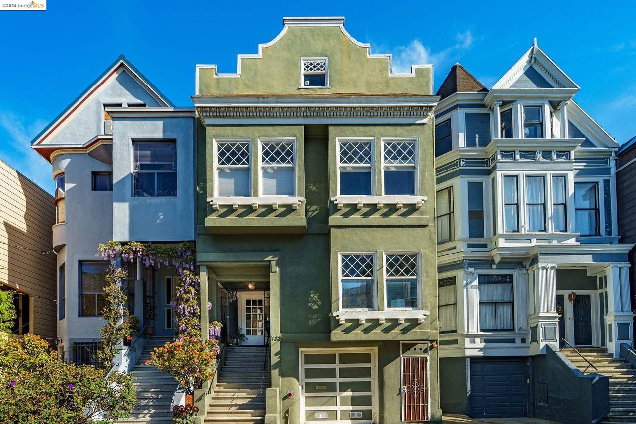 1122 Page Street - Photo 1