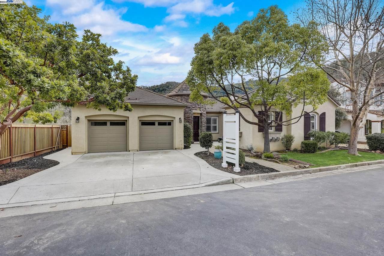 7443 Hoylake Court - Photo 1