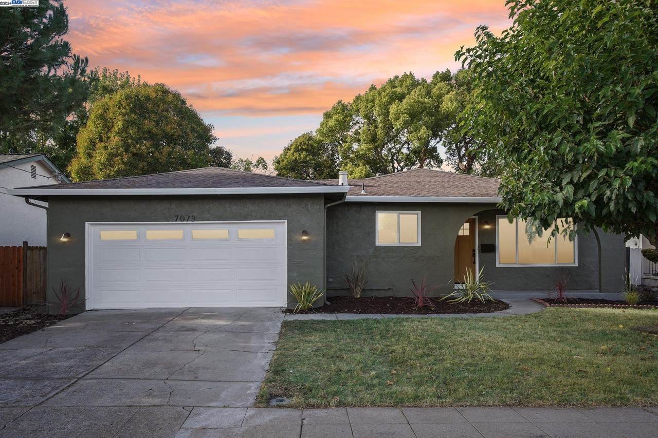 7073 York Ct - Photo 1