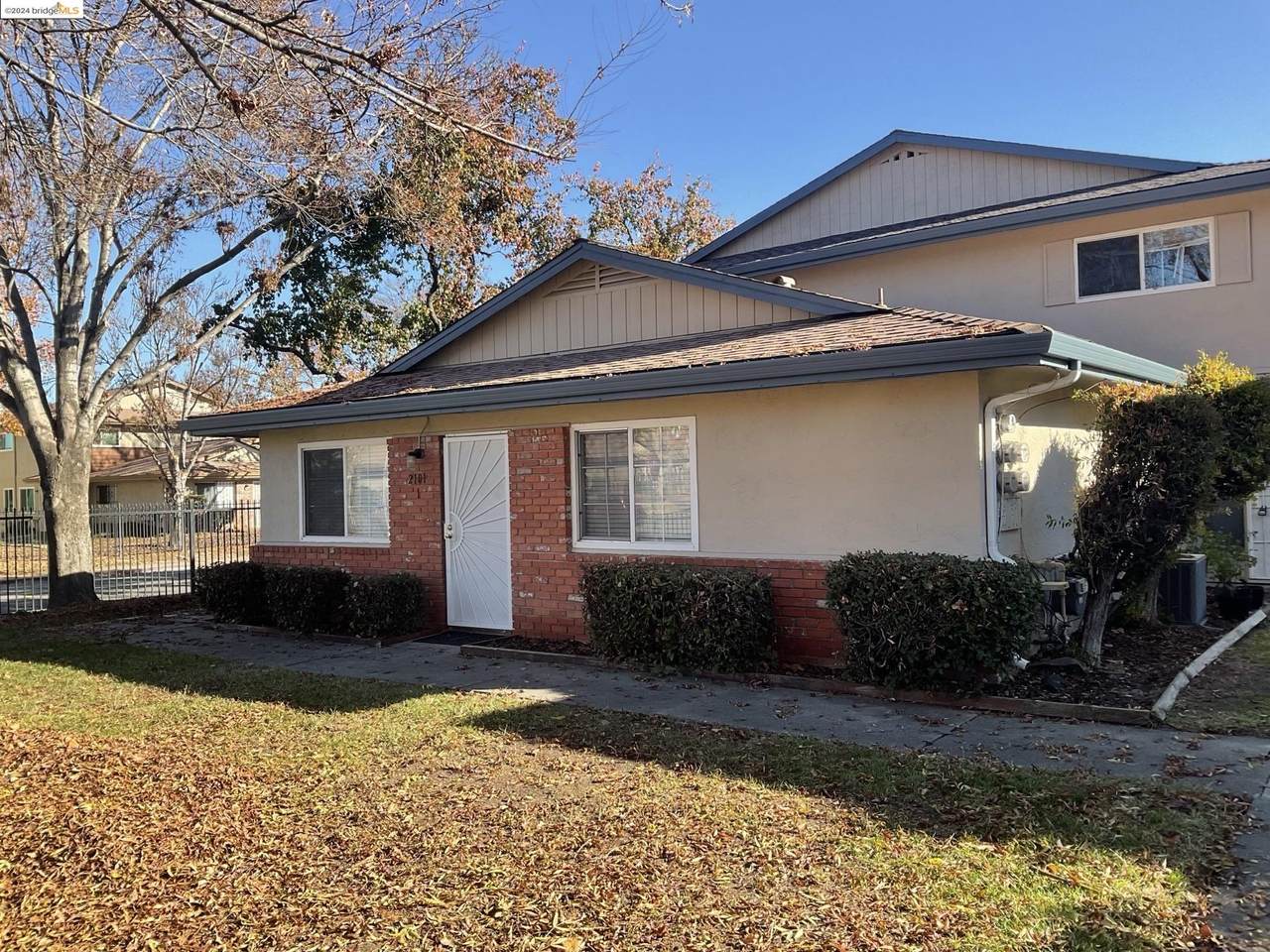 2101 Lemontree Way - Photo 1