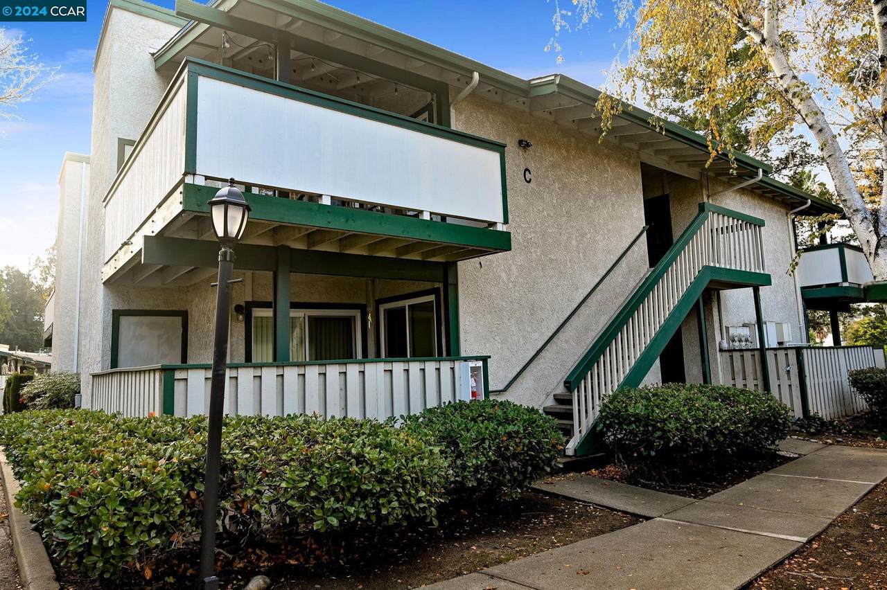 5425 Concord Blvd - Photo 1