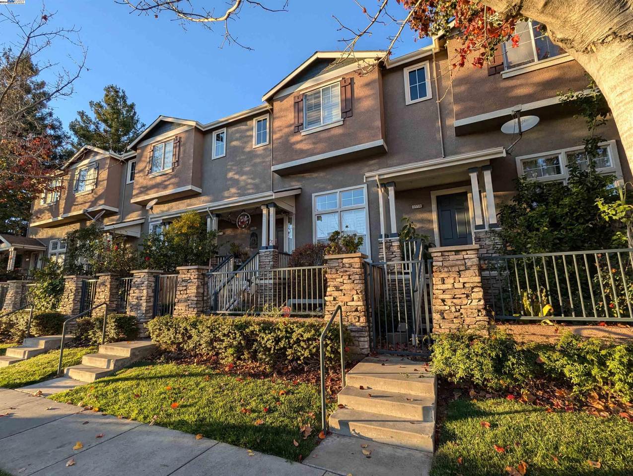 3558 Sequoia Cmn - Photo 1