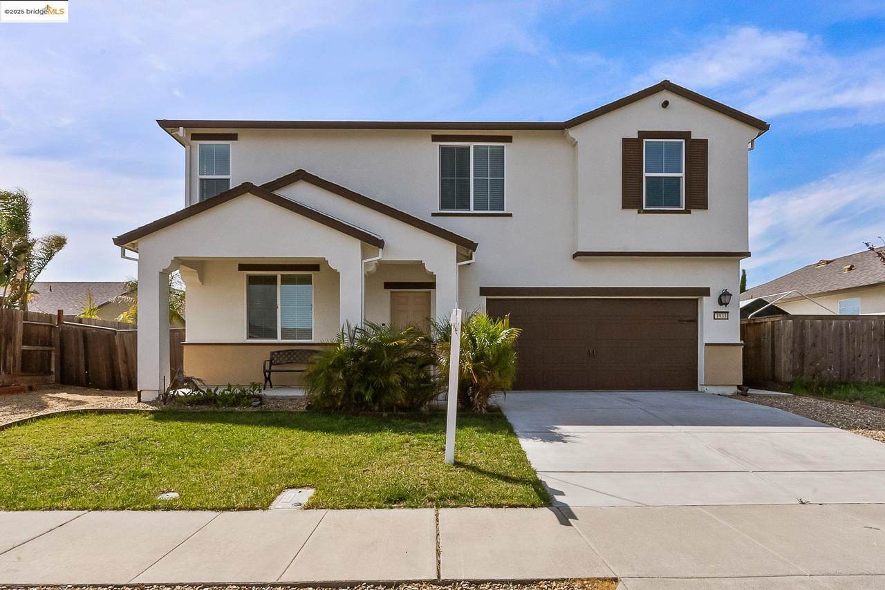 1933 Lavender Pl - Photo 1