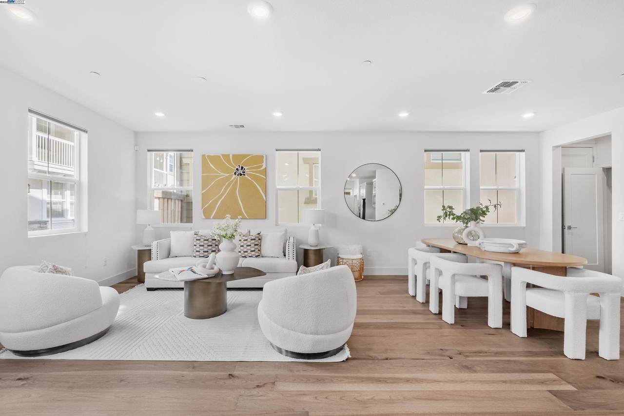 37534 Watersail Way - Photo 1