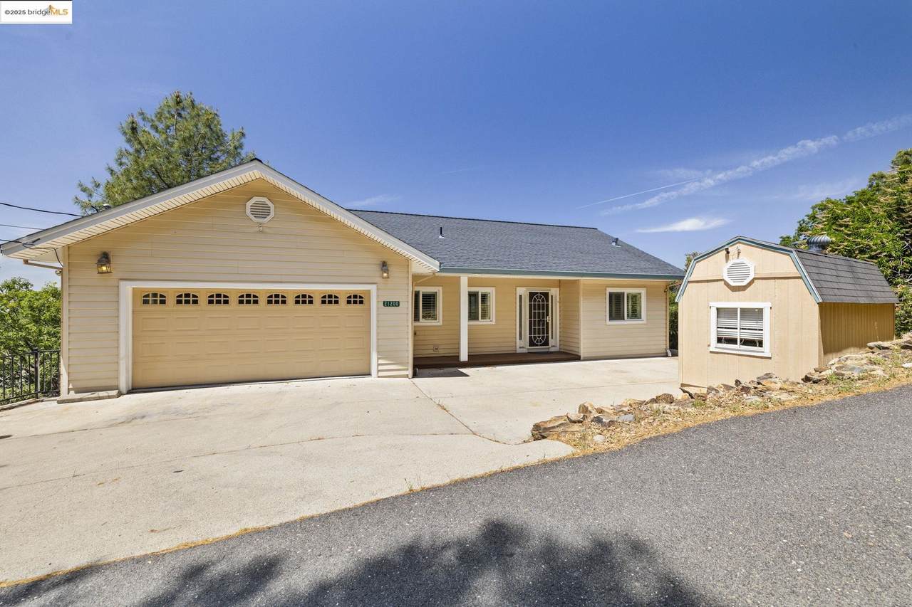 21200 Oman Dr - Photo 1