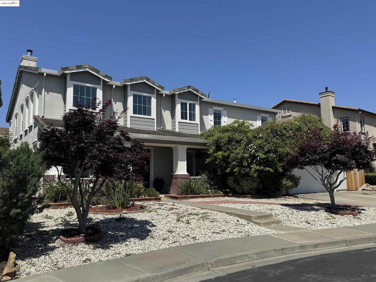 2335 Fairview Pl - Photo 1