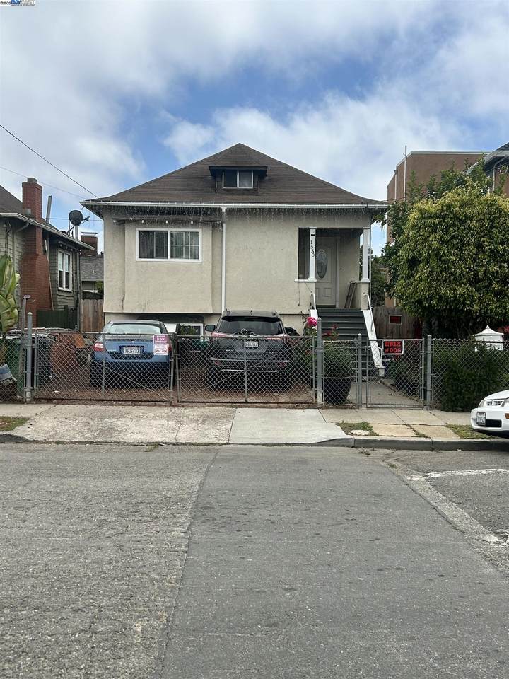 1530 40th Ave - Photo 1