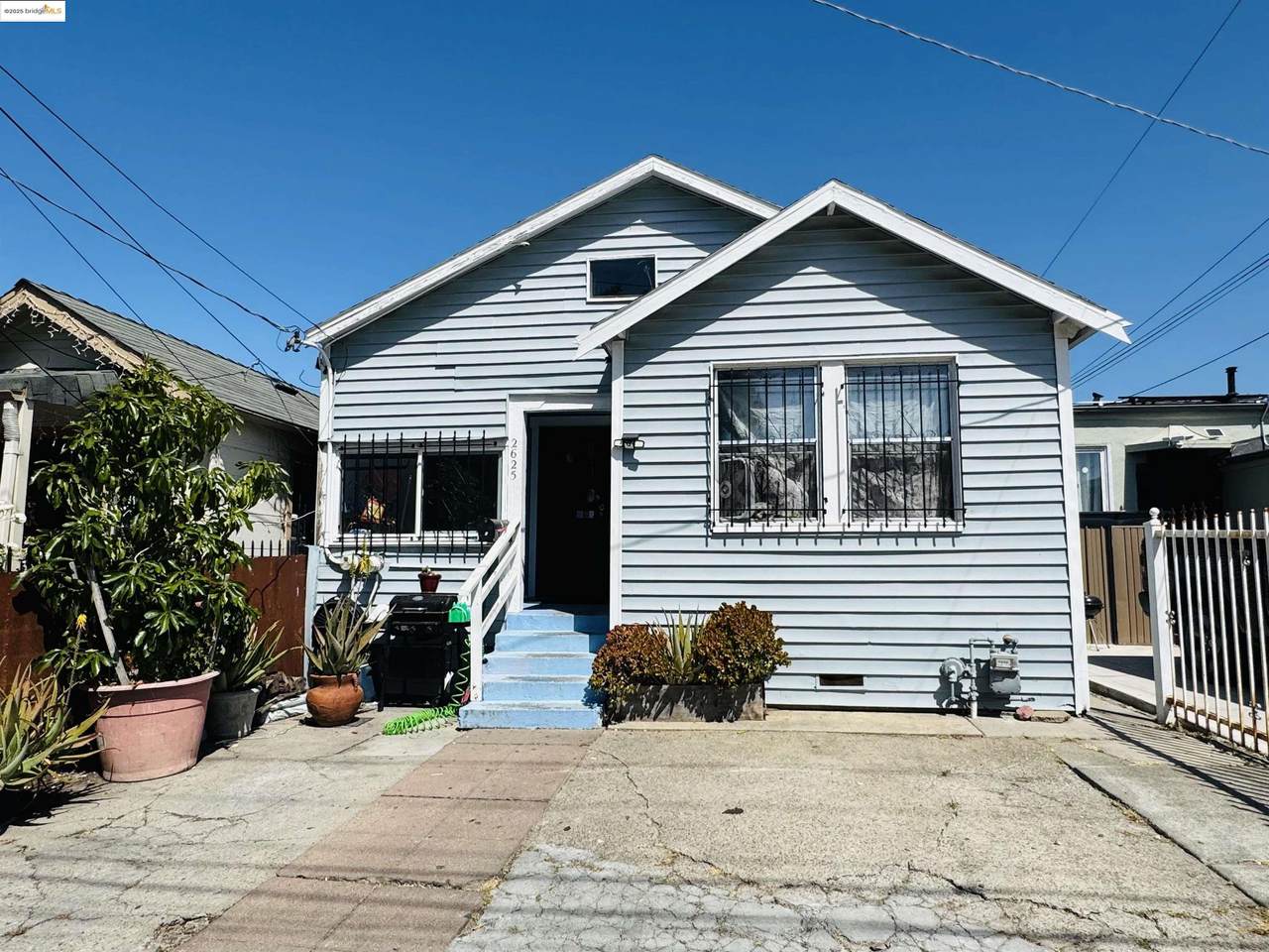 2625 75Th Ave - Photo 1