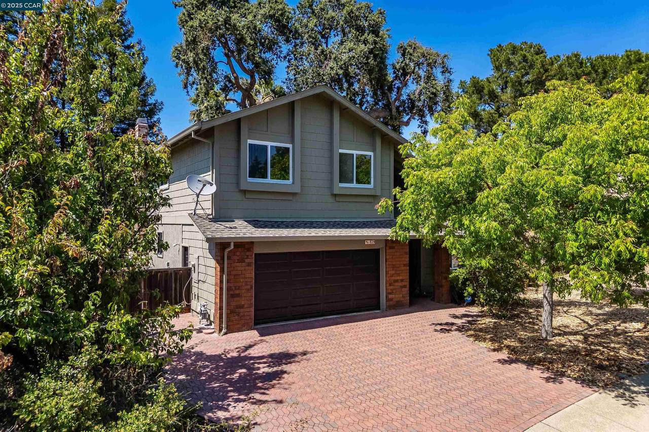 1829 Yolanda Cir - Photo 1
