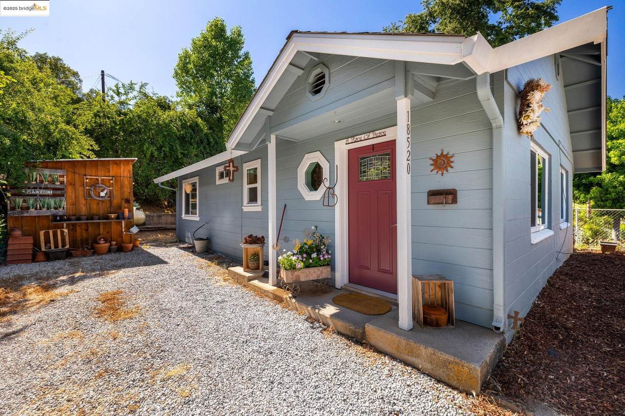 18520 Main Street - Photo 1