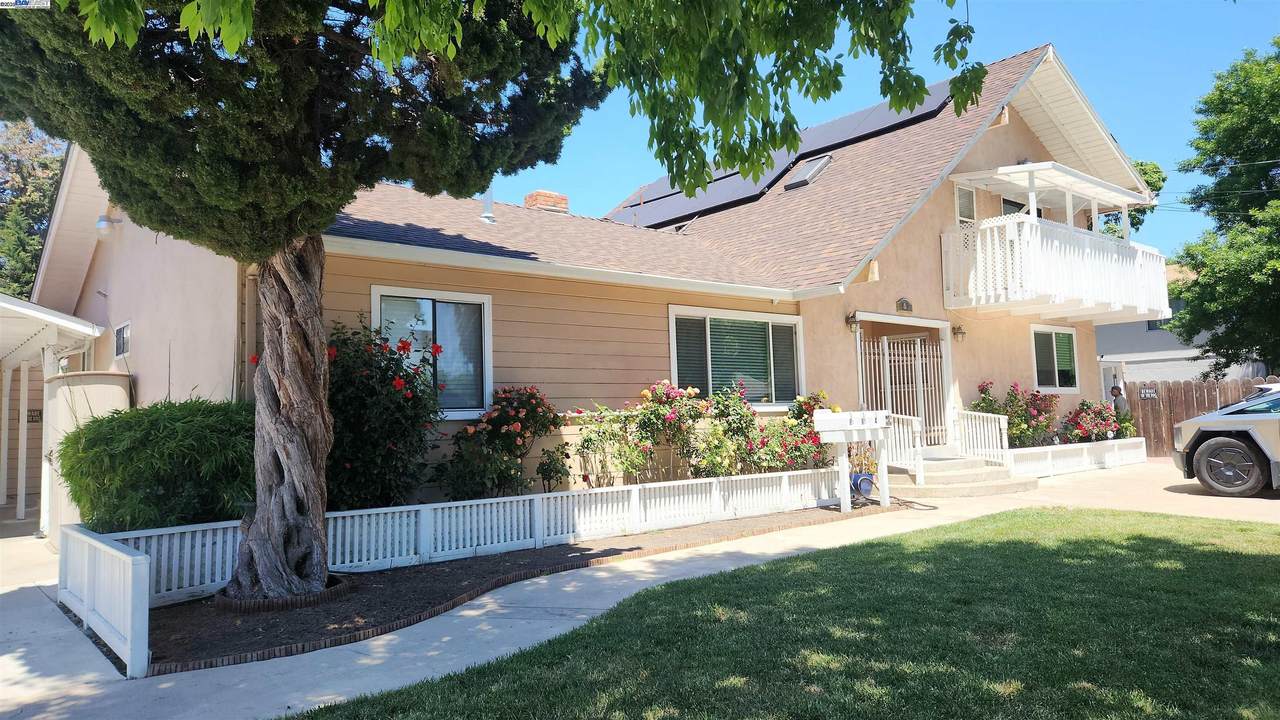 4067 Lillian Dr - Photo 1