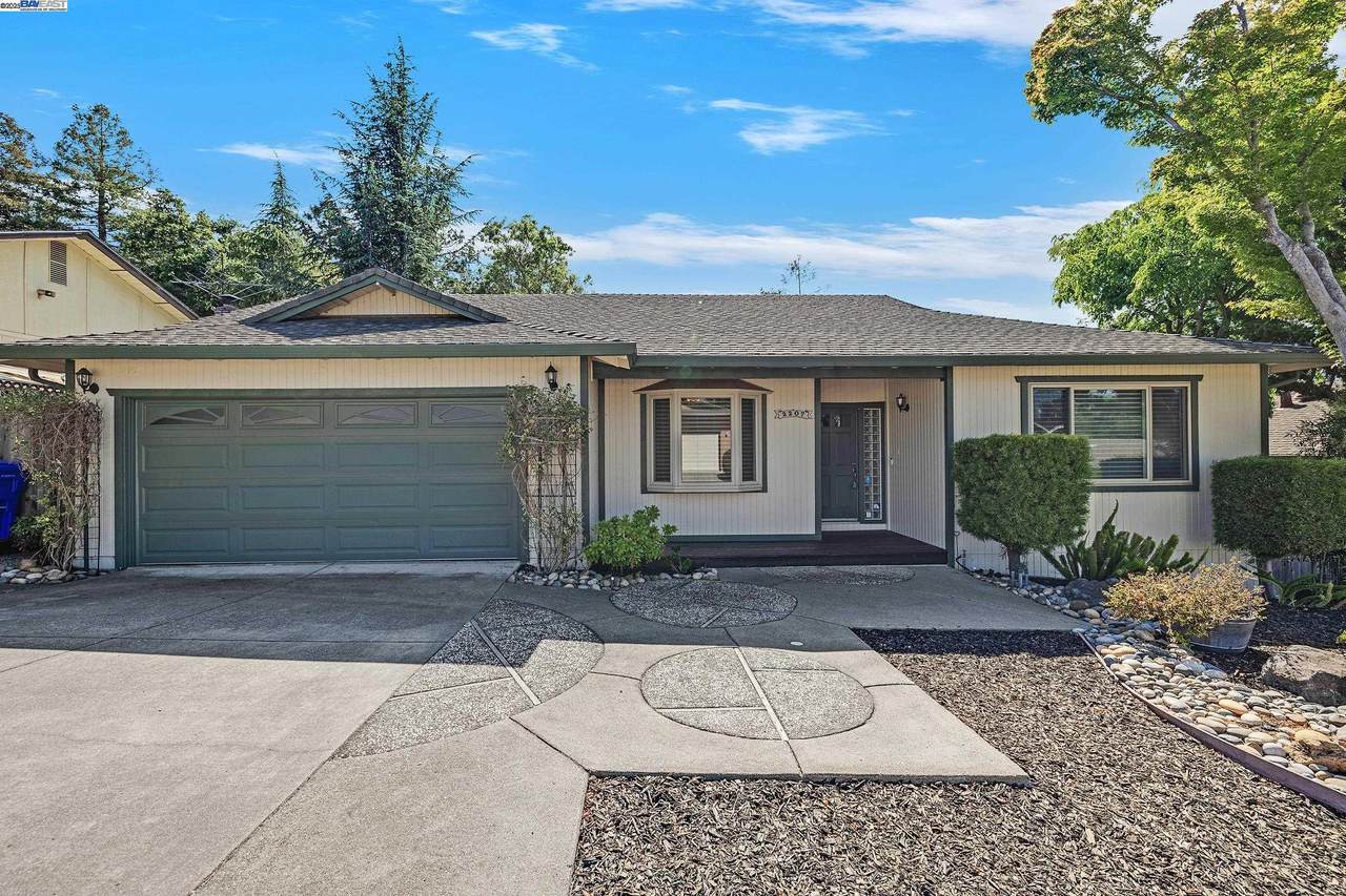 2207 Dexter Ct. - Photo 1