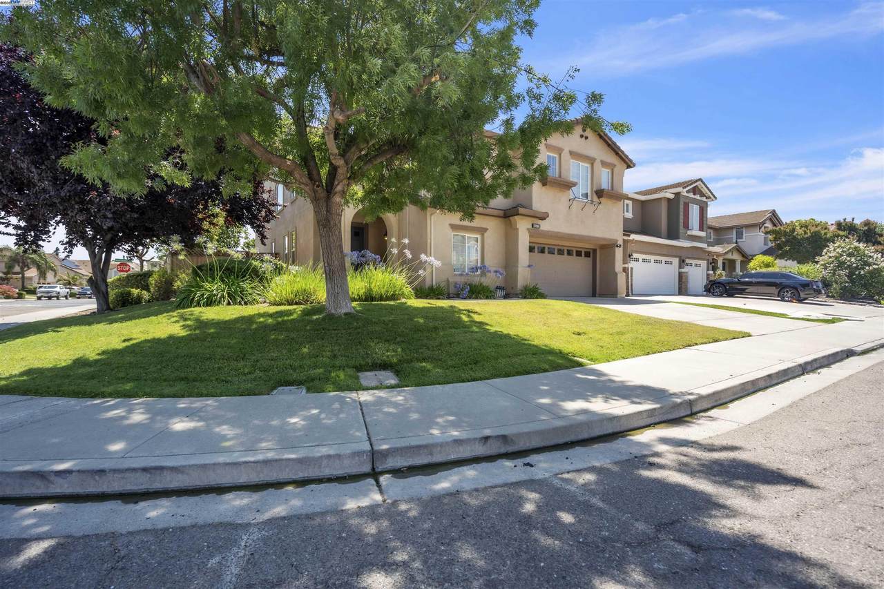 2096 Goldpine Way - Photo 1