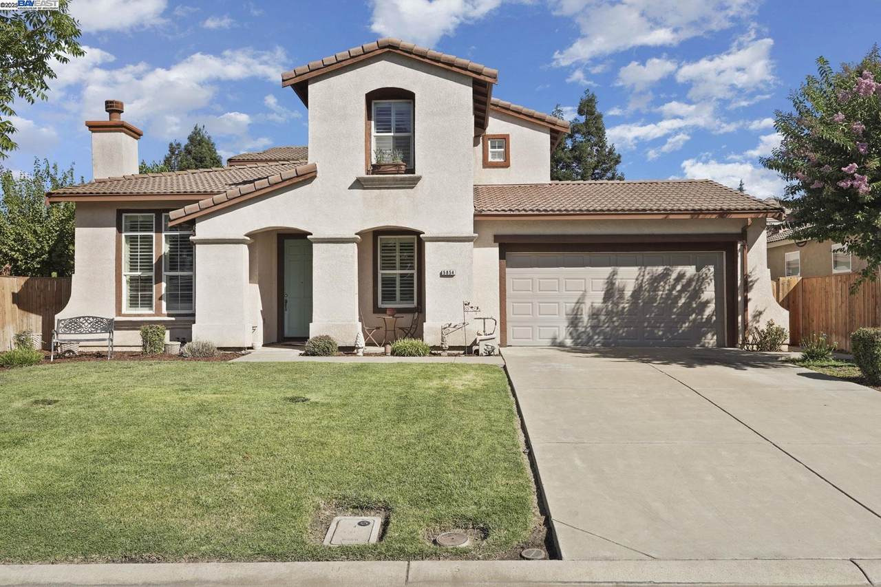 5854 Riverbank Cir - Photo 1