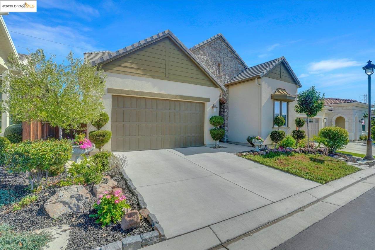1577 Chianti Ln - Photo 1