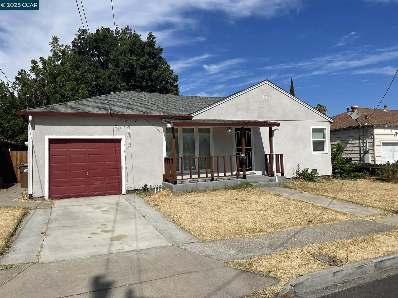 1928 Chestnut Ave - Photo 1