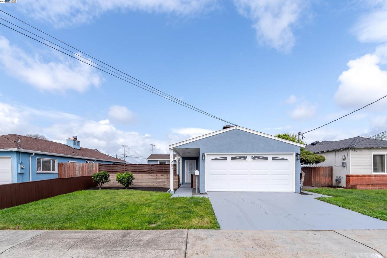 1207 Baylor Ave - Photo 1