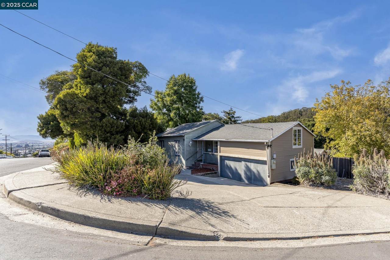 5919 Bernhard Ave - Photo 1
