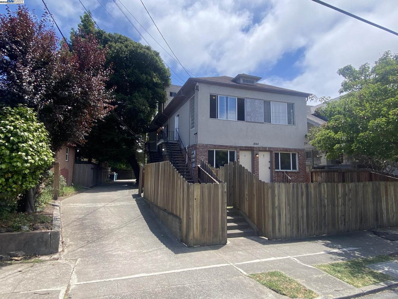 1648 Russell St - Photo 1