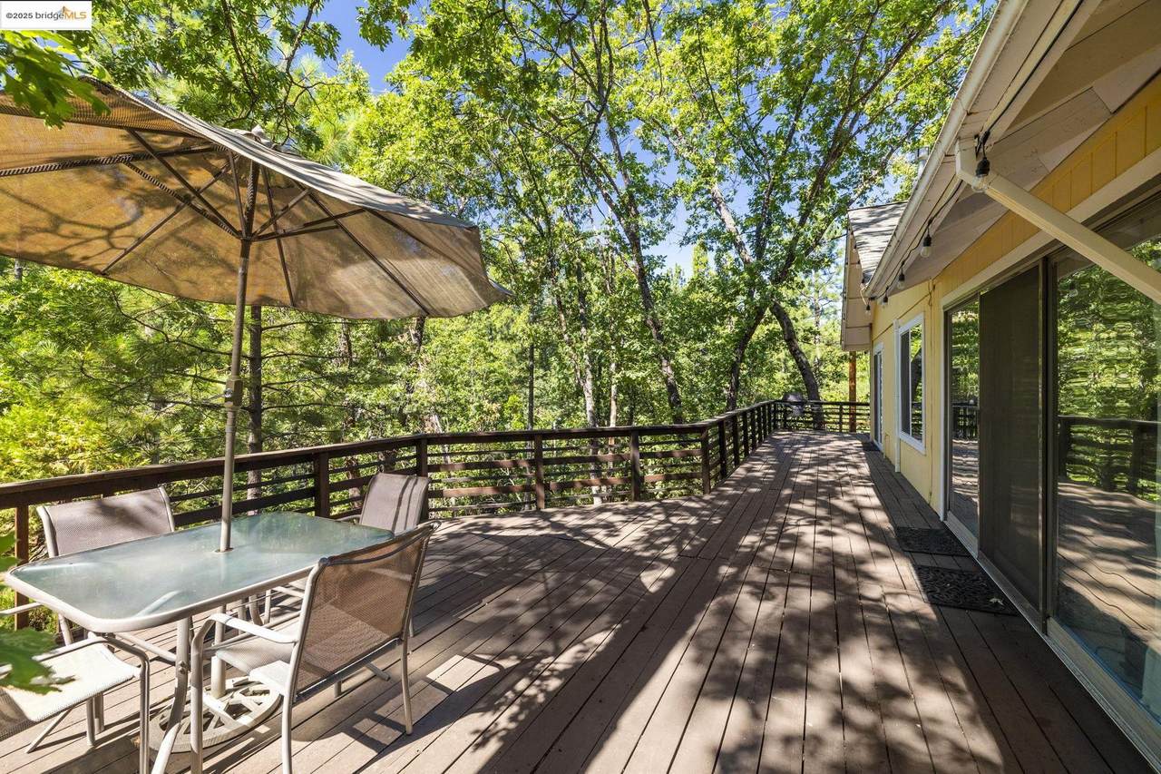 24129 Awahanee Rd. - Photo 1