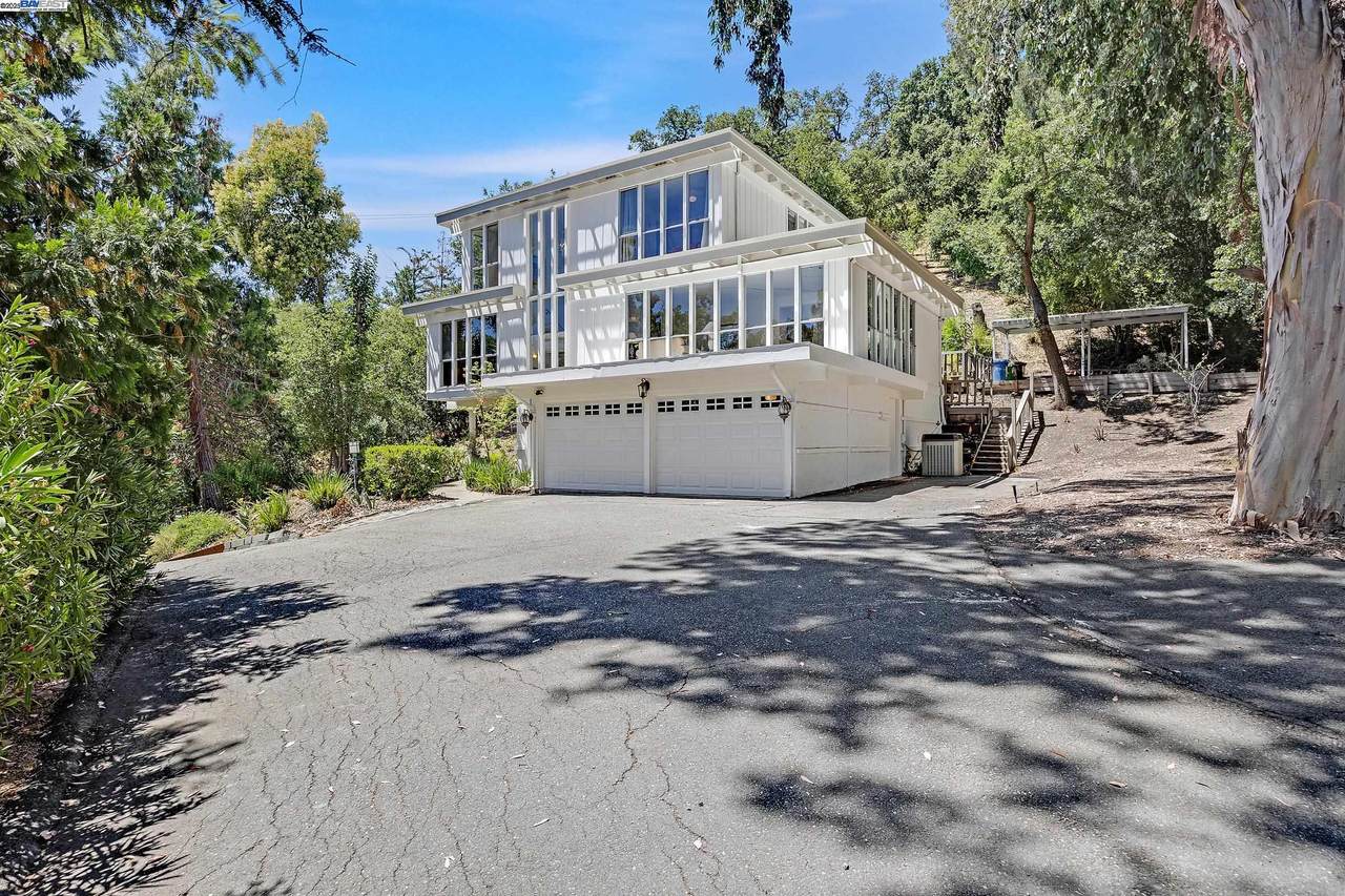1923 Green Valley Rd - Photo 1