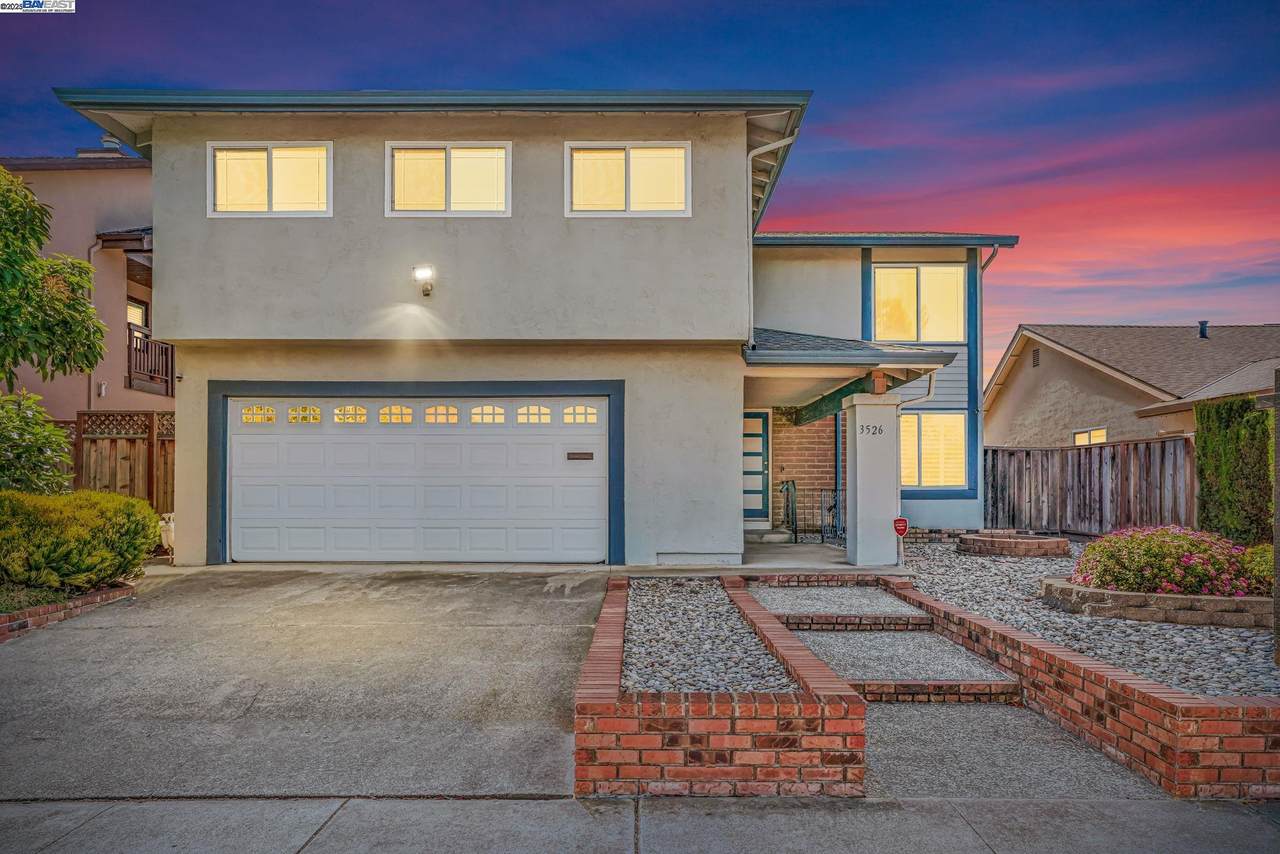 3526 Surry Pl - Photo 1