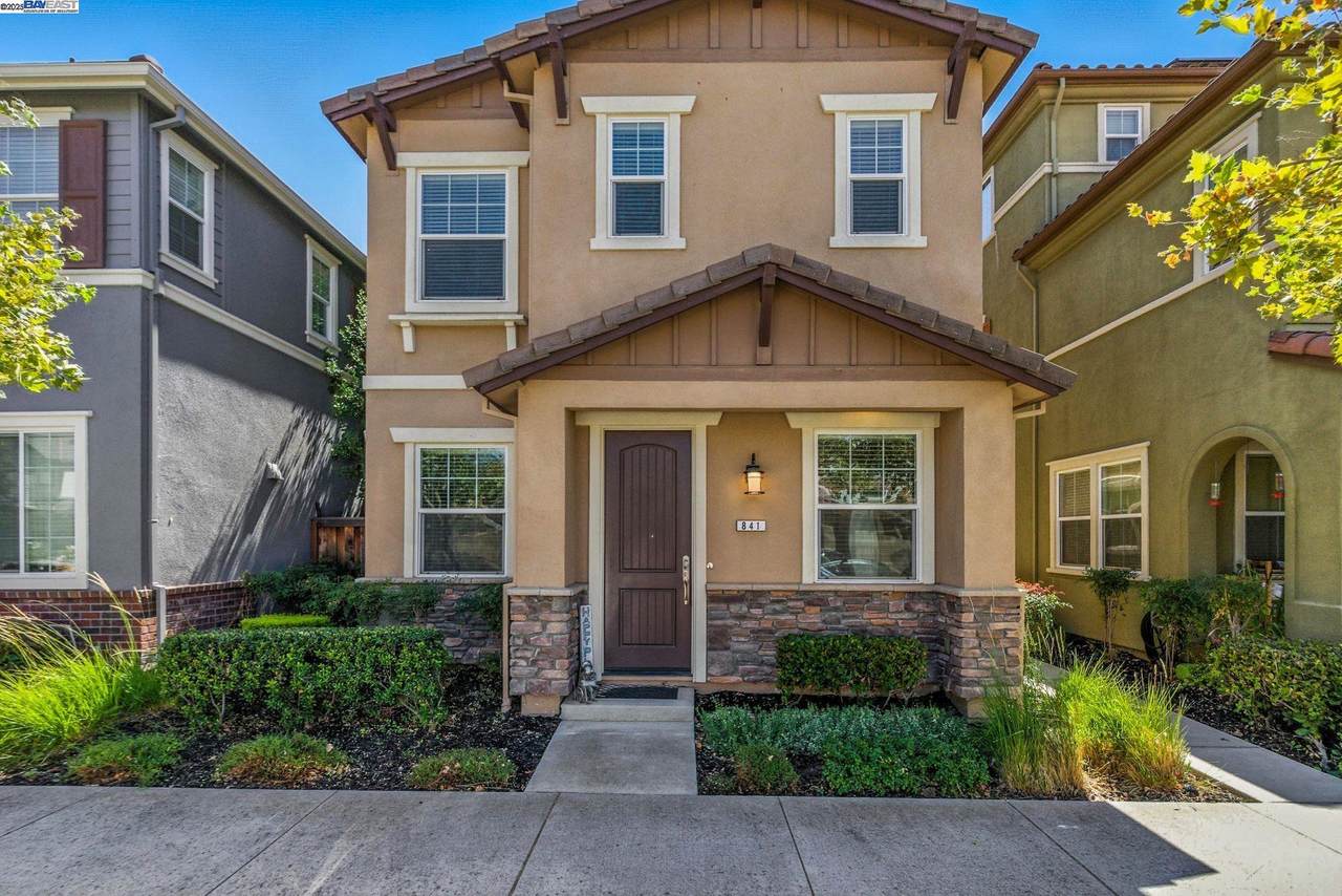 841 Fan Palm Ln - Photo 1