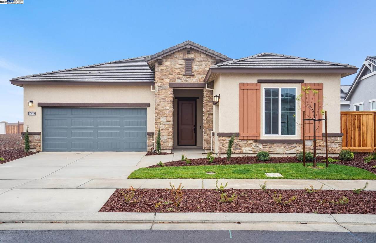 17618 Brightwood Avenue - Photo 1