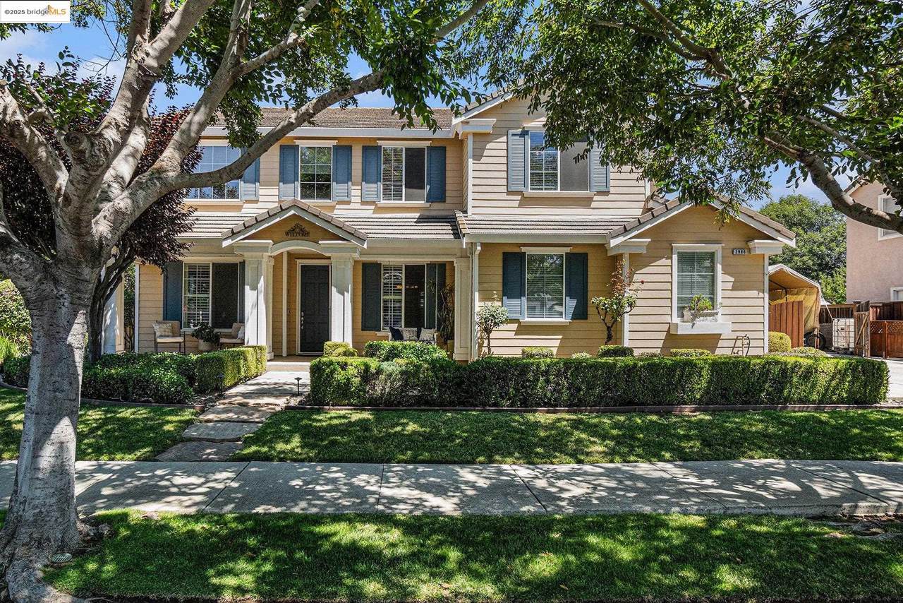 2986 Atherton Pl - Photo 1