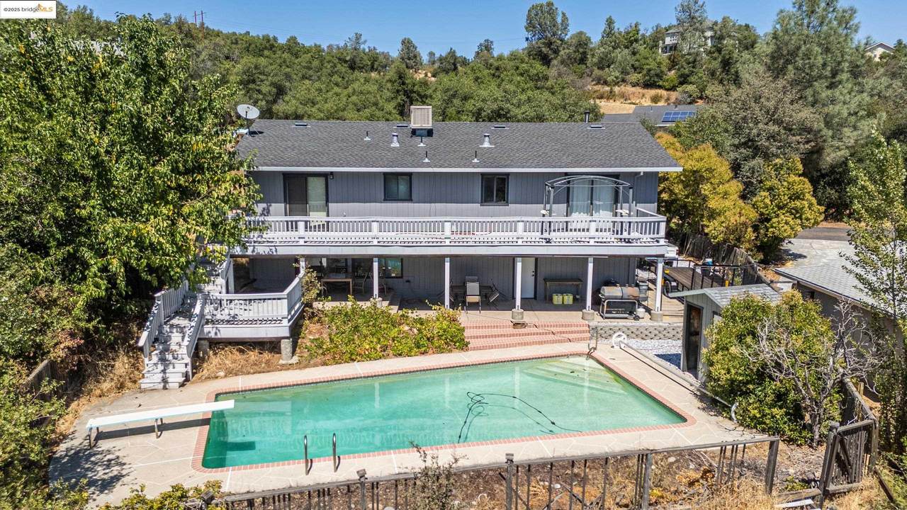 17347 Valley Oak Dr - Photo 1